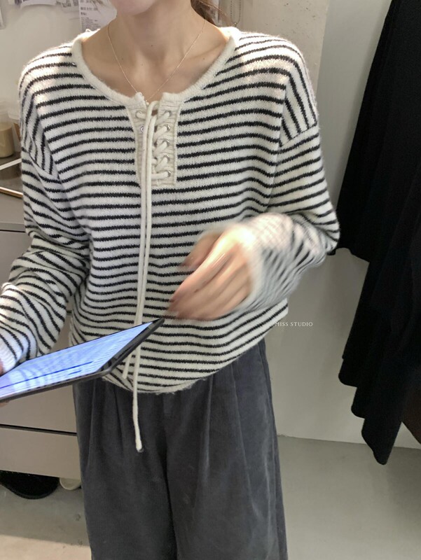 MISS密思家 秋冬韩系条纹浣熊纱百搭显瘦领口系带保暖毛衣女A0835|undefined