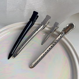 耳钉;耳环;项链