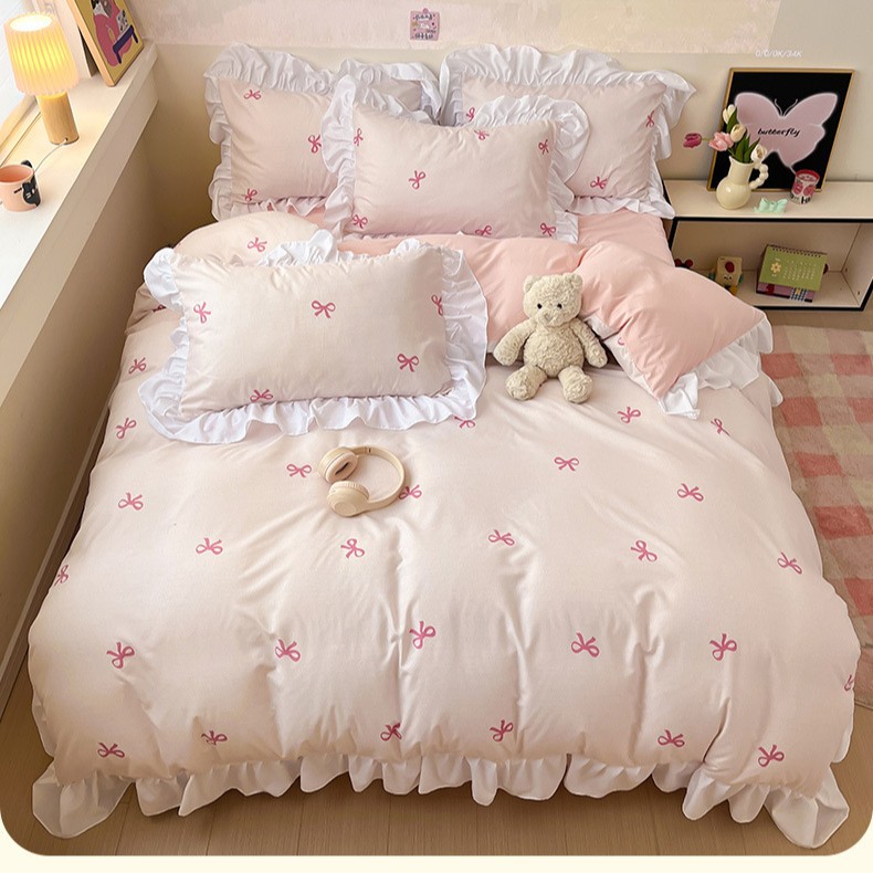 Juego de cama de encaje estilo princesa coreana de cuatro piezas 2025 funda de edredón ropa de cama de tres piezas para estudiantes y niñas