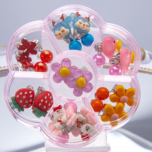 Children's Ear Clip 7 Pair Plum Blossom Boxed Girls' Earrings Pain-proof Earrings Student Earrings Jewelry suit