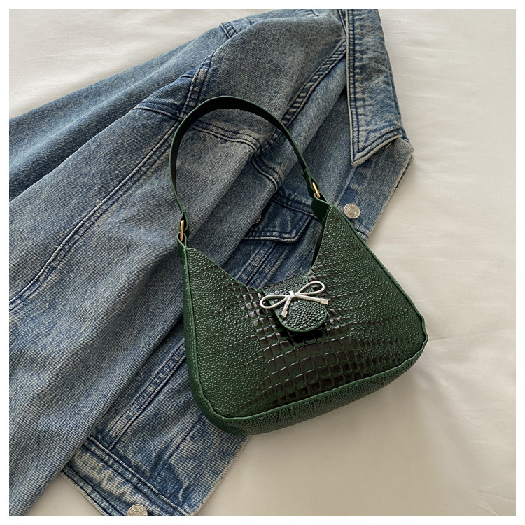 Bolso de mano con lazo de sentido de alta gama para mujer 2024 nuevo bolso de mensajero de cadena de primavera mini bolso de axila de un solo hombro