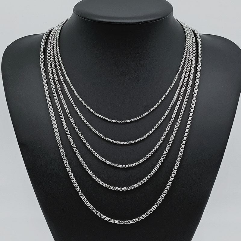 Minimalist Stainless Steel Chain Necklace For Men And Women_voghion.com