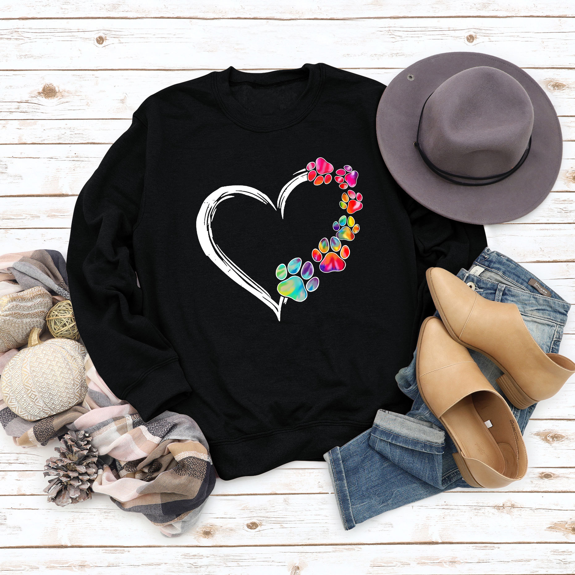 Amazon desea el día de San Valentín europeo y americano Otoño e Invierno tops de mujer Comercio exterior europeo y americano amor perro impreso colorido suéter impreso