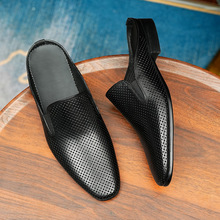 �n����^��Ь����Ƥ�⴩�����ļ��U��͸���̄����e����Ь����ƤЬ