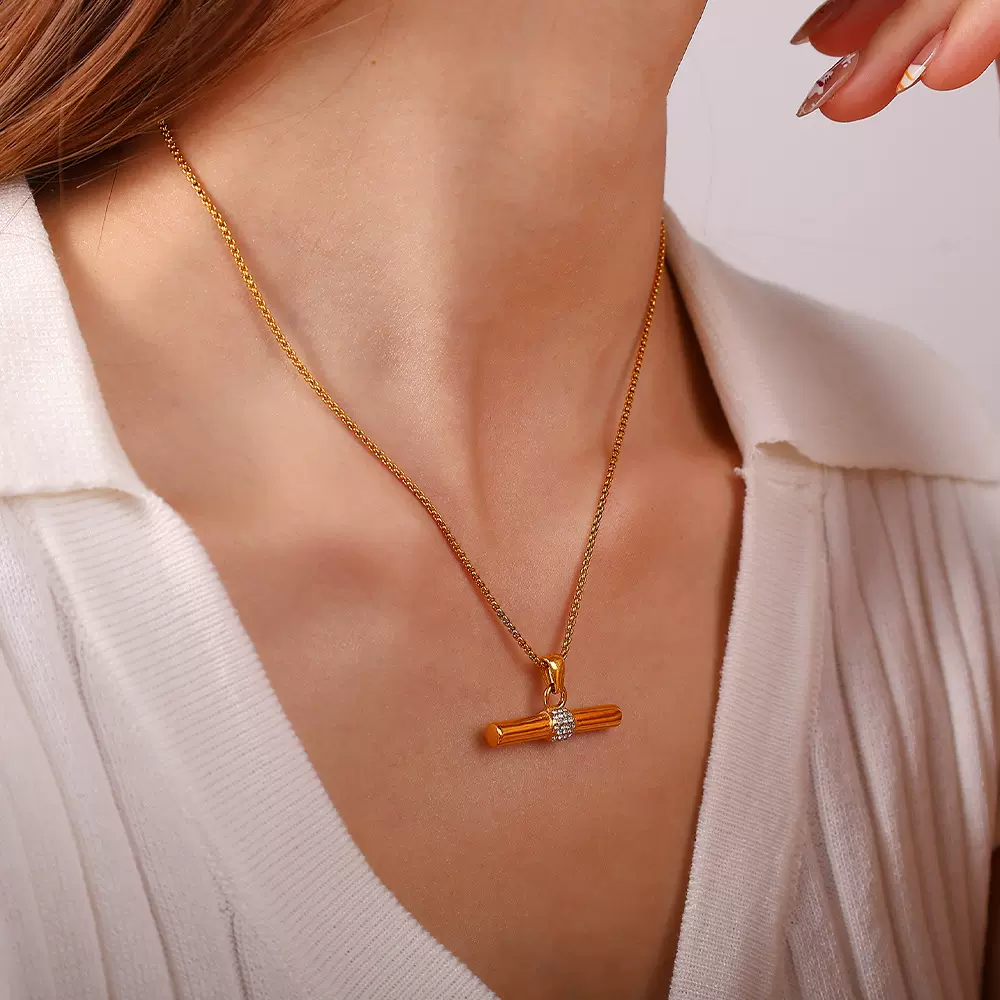 欧美跨境新款轻奢小众高级感锁骨链简约一字小钻横条吊坠项链