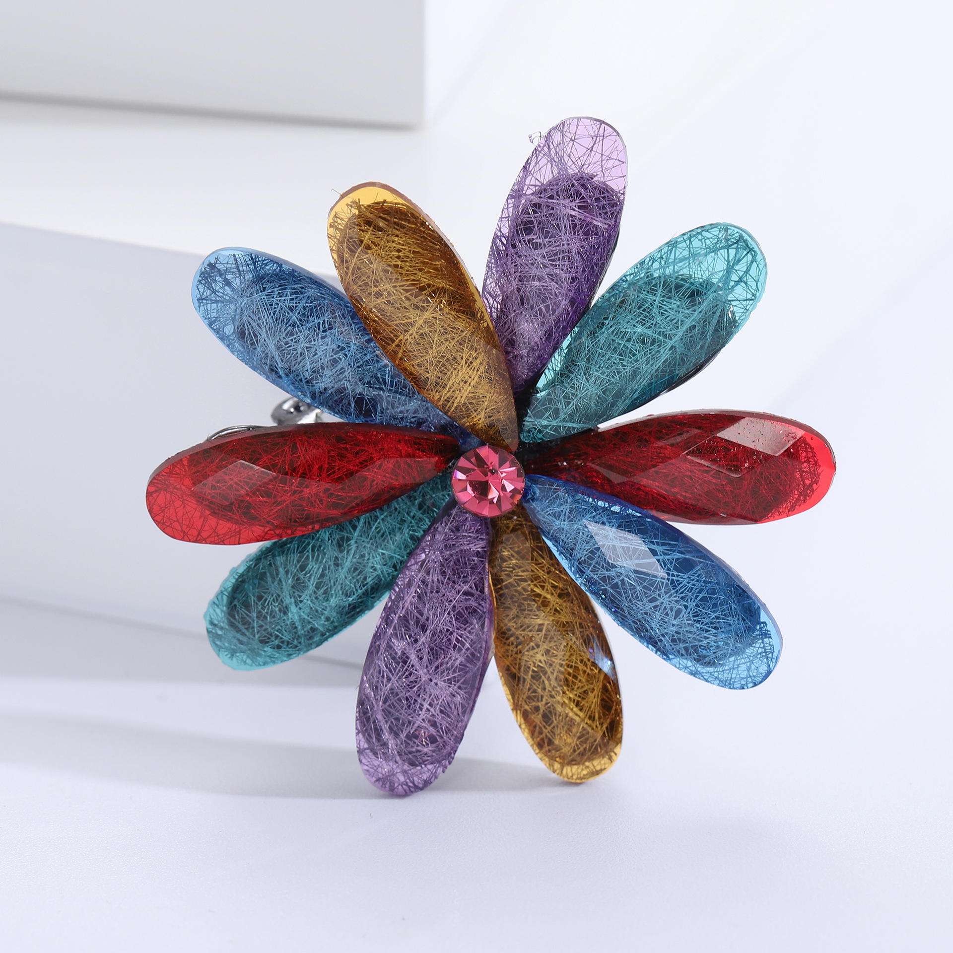 17g Weight Acrylic Inlay Material Brooches Classification Casual, Holiday, Banquet Occasion Alloy Material Flower Pattern All Seasons Season Women's Gender Inlay Design Simple Style Style Simple Style Pin Flower Alloy Inlay Acrylic Women's Brooches 16