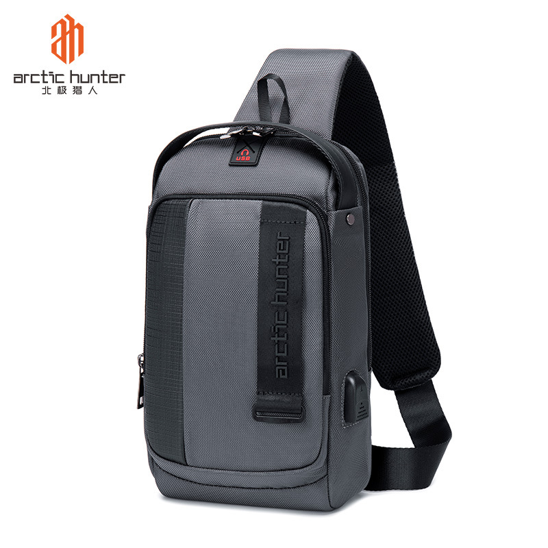 新款大容量usb充电胸包男士功能型单肩斜挎包防泼水涤纶包包