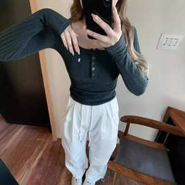 纯欲风T恤女夏季灰色薄款防晒v领长袖小罩衫慵懒风修身短款上衣潮