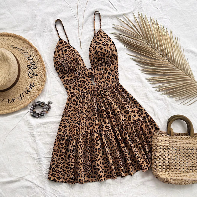 Summer Forest Vacation Seaside Beach Backless Suspender Dress Leopard Print Sexy Hot Girl Sexy Pure Desire Summer Forest Vacation Seaside Beach Backless Suspender Dress Leopard Print Sexy Hot Girl Sexy Pure Desire