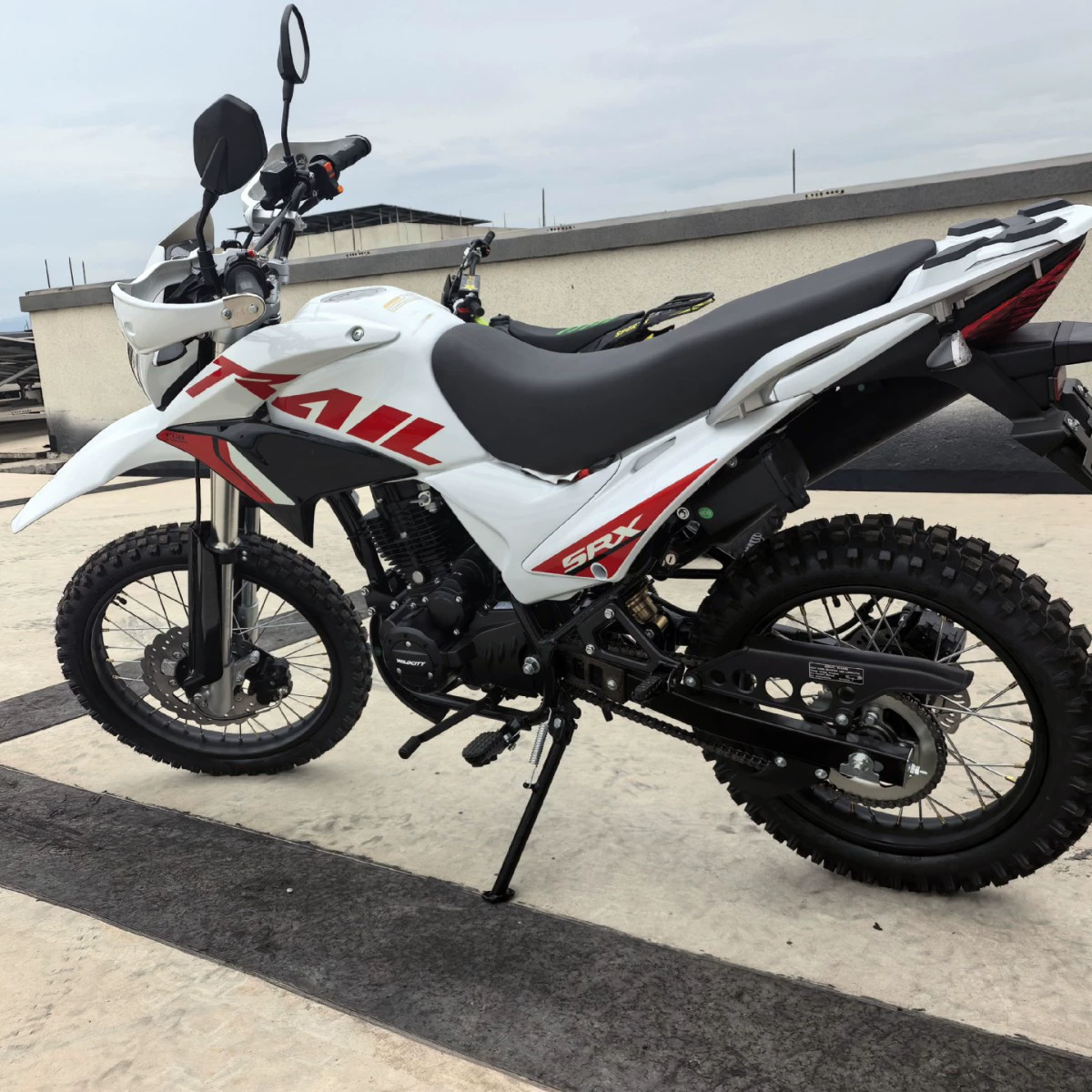 Гоночный внедорожник с цилиндром 300CC мотоцикл высокой скорости, четырехтактный двигатель, джунгли, Шан Сюэ