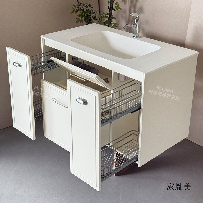 Japanese-Style Bathroom Cabinet with Drawer Storage, Integrated Ceramic Basin, Smart Makeup Mirror Cabinet, and Washbasin Set Can Be Customized Japanese-Style Bathroom Cabinet with Drawer Storage, Integrated Ceramic Basin, Smart Makeup Mirror Cabinet, and Washbasin Set Can Be Customized