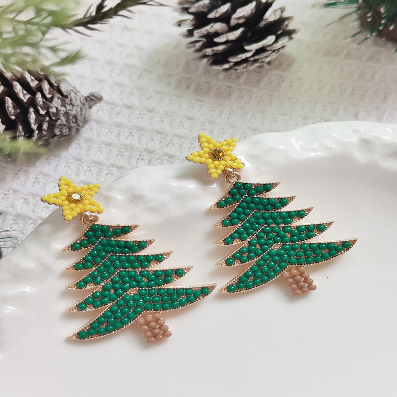 クリスマスイヤリング！ 925 シルバー針スノーフレークファーボールイヤリング女性のためのヨーロッパとアメリカの新しい多用途イヤリング工場卸売|undefined