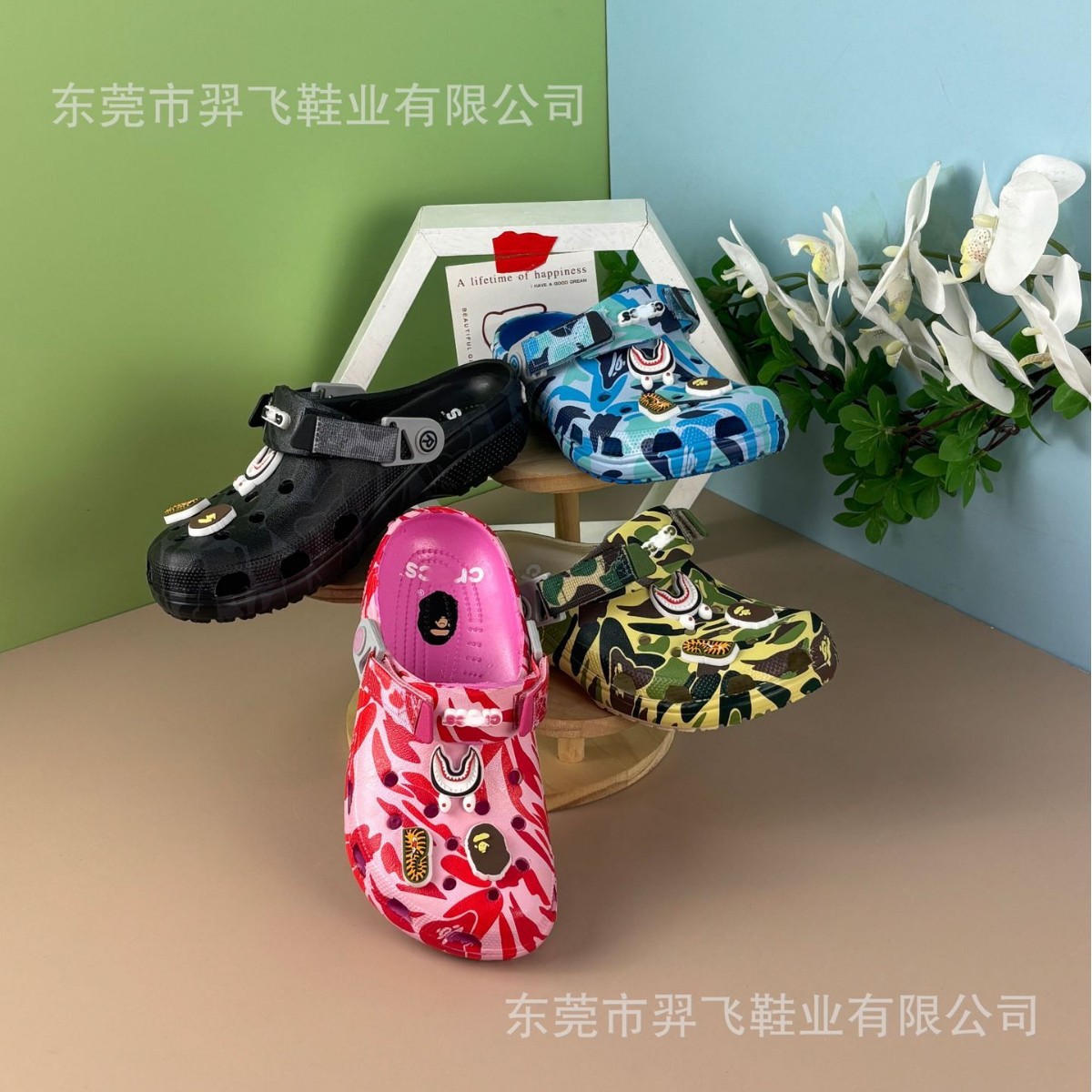 Cross Adult and Children's Printed Camouflage Ape Head Bape Clogs Men's and Women's Beach Non-Slip Soft-Soled Sandals