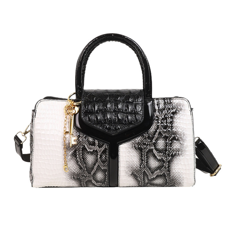 Europa y América retro transfronterizos bolsas de madres de mediana edad bolsas de Boston estampado de piel de serpiente atmósfera contraste de color inclinado de hombro bolsas de tote para mujeres