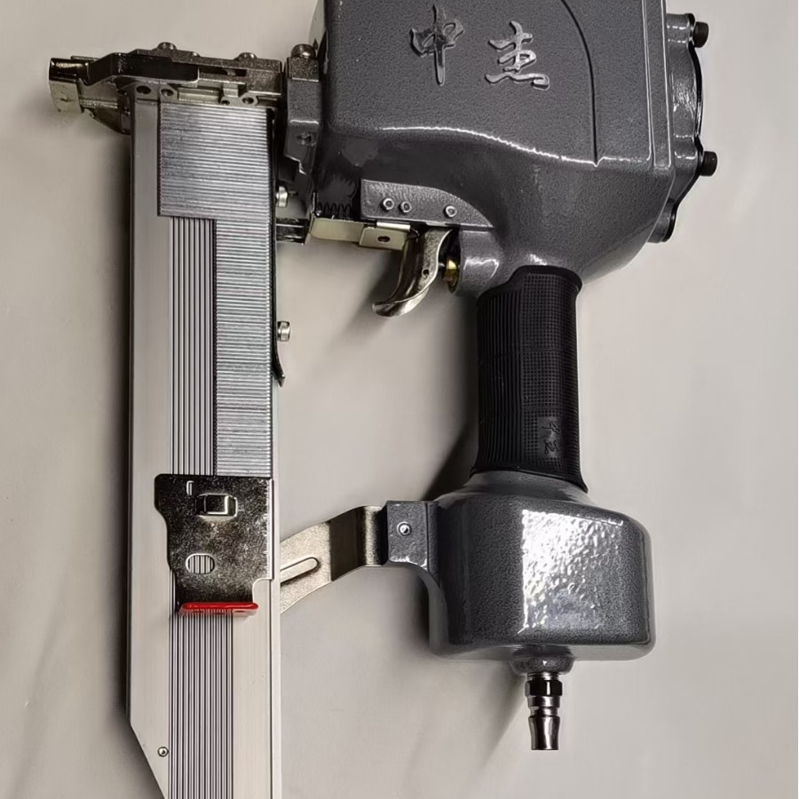 Zhongjie N851 pistola de clavos neumática clavo de puerta pistola de clavos en forma de U herramienta de carpintería pistola de clavos de gran tamaño pistola de clavos de aire al por mayor