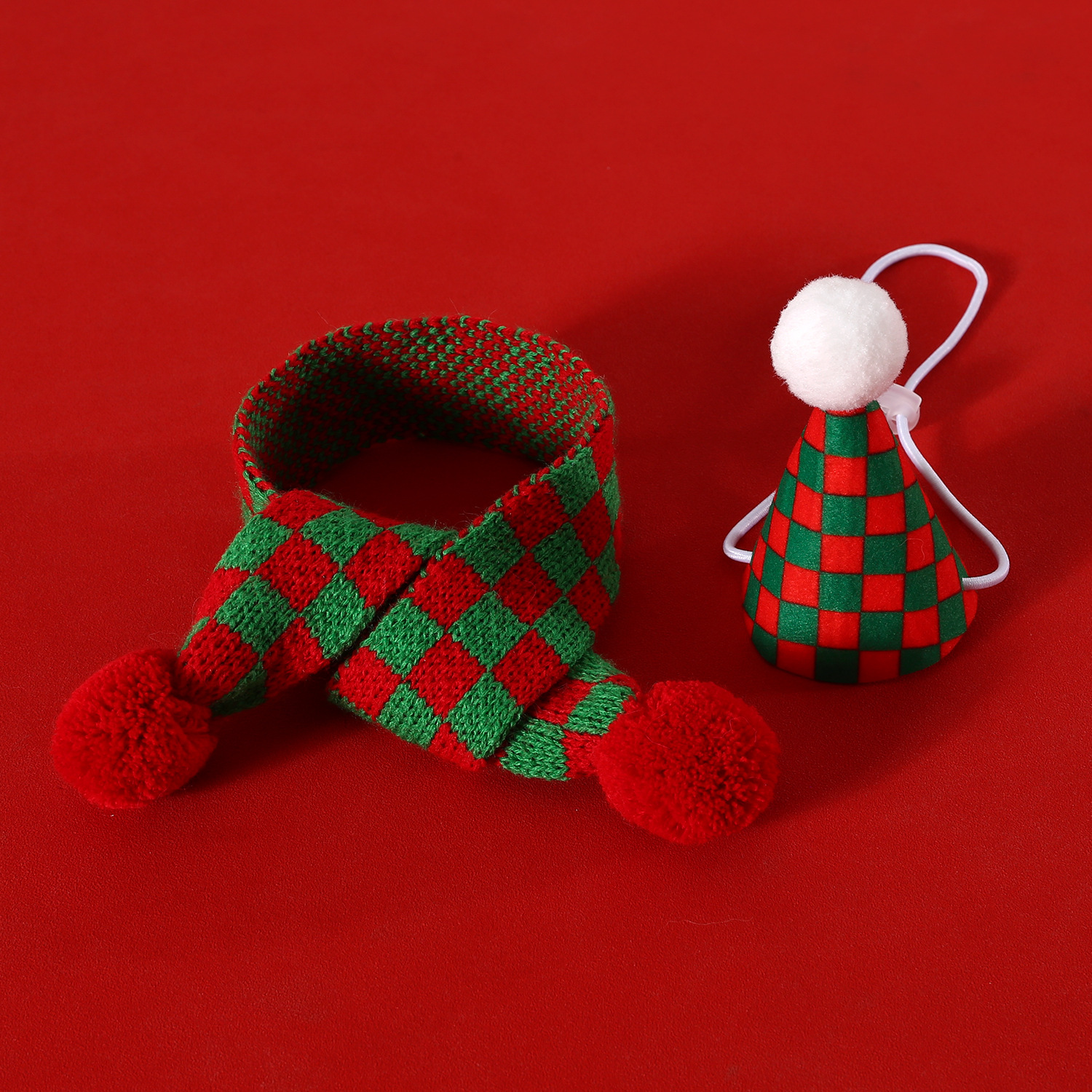 2024 mascotas set de Navidad gatos perros de madera cuadrilátero copo de nieve lana bufandas cuello gorra de pelo tridimensional toque