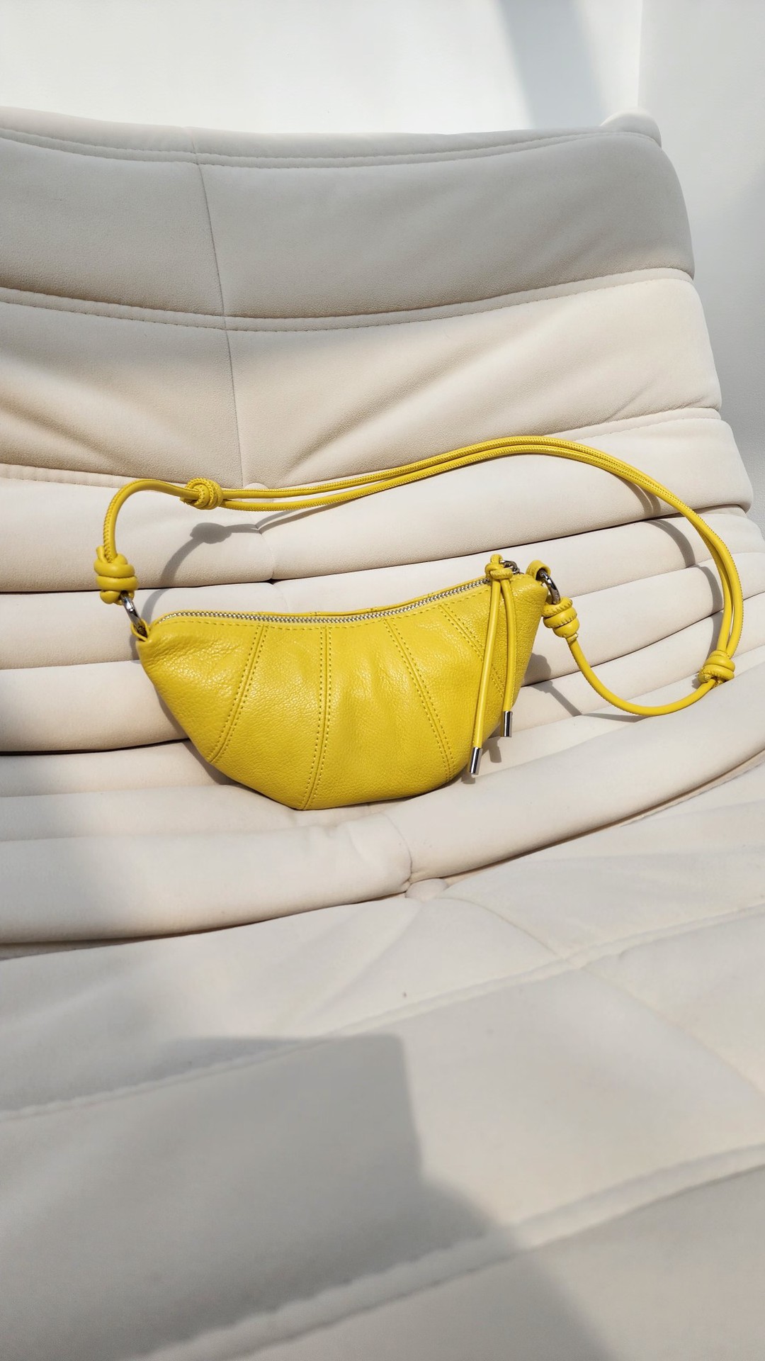 Sheepskin Horn Croissant Bag 2025 New Arrival Niche Design Coin Purse Shoulder Crossbody Bag For Women Wholesale - Thumbnail 8