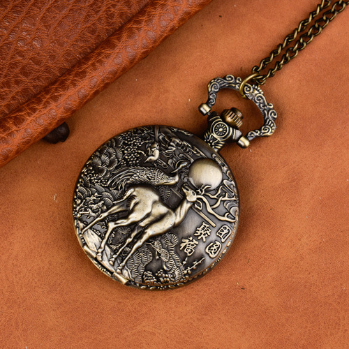 Retro Large Bronze Pocket Watch Quartz Pocket Watch Reunion Jufu Deer Quartz Watch Flip Pocket Watch 9021