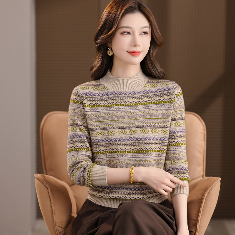 Sweater Bottoming Shirt for Women Autumn and Winter 2025 New Style Loose Retro Bohemian Style Knitted Bottoming Shirt