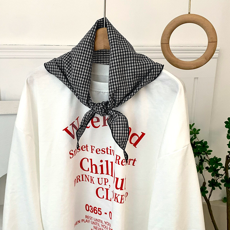 Pañuelo de seda de alta gama nuevo todo-fósforo retro a cuadros diadema cinturón para el cabello atado bufanda decorativa multiusos bufanda triangular cintura