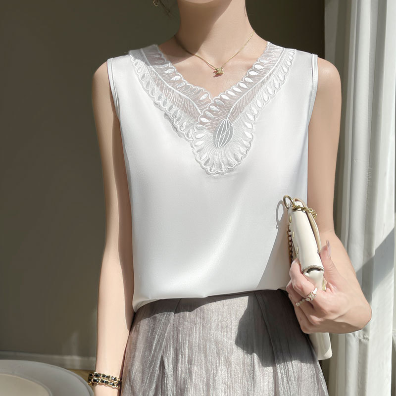 Imitation Silk Camisole Women's Sleeveless Top Sexy Lace Sequins V-Neck Suit with Satin Base
