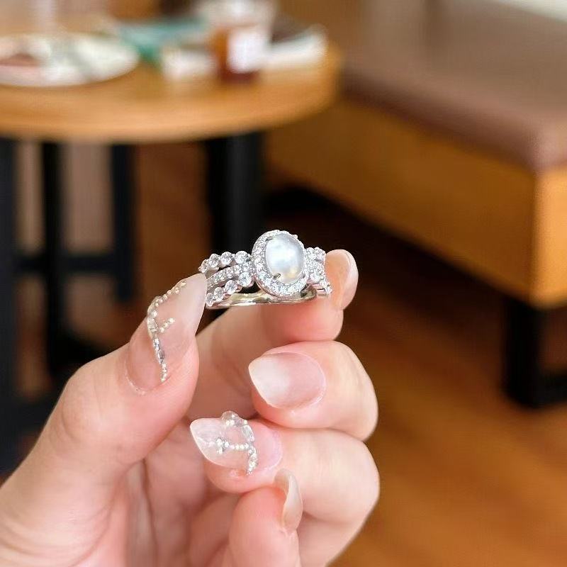 Minimalist White Chalcedony Ring With Diamond Inlay For Women_voghion.com
