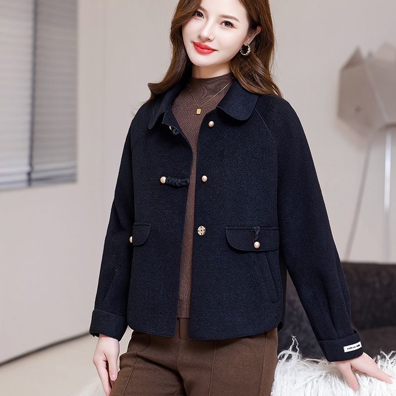 검은색