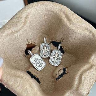 �����Sβ�������ʯ����Ůins�r��С���r�к��s�䵭�L�߼����Ʒ