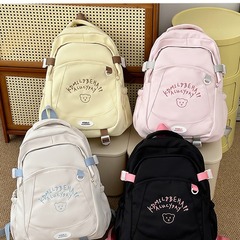 学生の軽やかな小型カバンが可愛い大容量のランドセルinsリュックサック子供が買い物をしています。