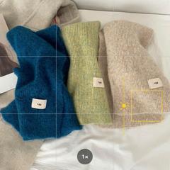 新しいegg純色マフラーはカシミヤのマフラーをまねて冬に保温します。