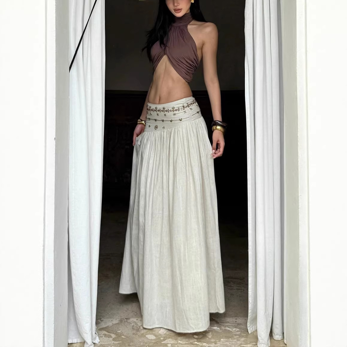 Rovente Off-White A-line Skirt for Spring, Thin Style, Retro Low-waisted Maxi Skirt