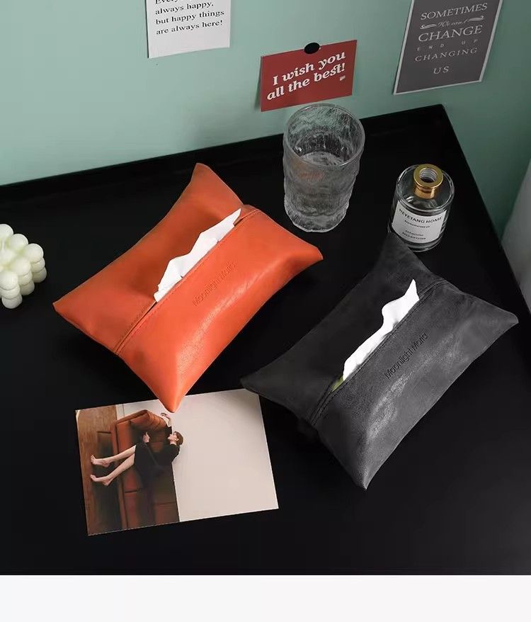 Luxury car tissue box, leather creative car tissue holder, high-end tissue box for car armrest box and seat back, suitable for living room