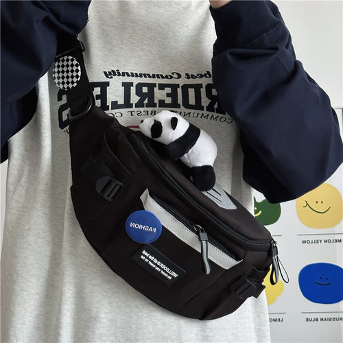 New chest bag for men, Japanese style Harajuku workwear style sports crossbody bag, Korean all-match student riding shoulder bag trendy