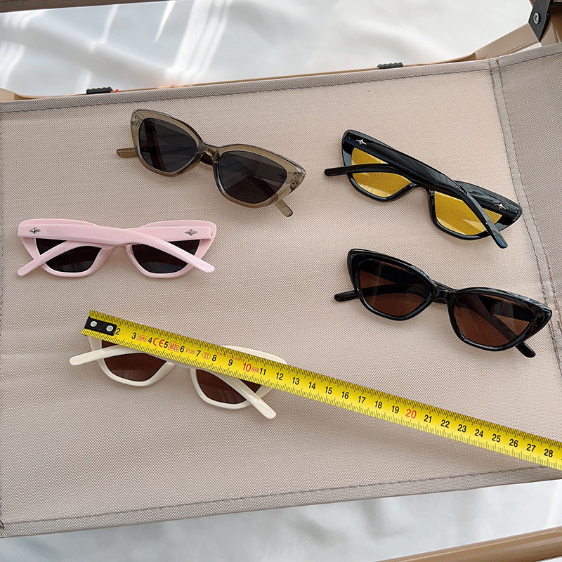 45g Weight Full Frame Glasses Structure Sunglasses Classification UV400 Protection, Acrylic Lens Material Cat Eye Glasses Style Holiday, Travel Occasion Solid Color Pattern Women's Gender Simple Style, Classic Style Style Simple Style Classic Style Solid Color UV400 Protection Acrylic Cat Eye Full Frame Kids Sunglasses 5