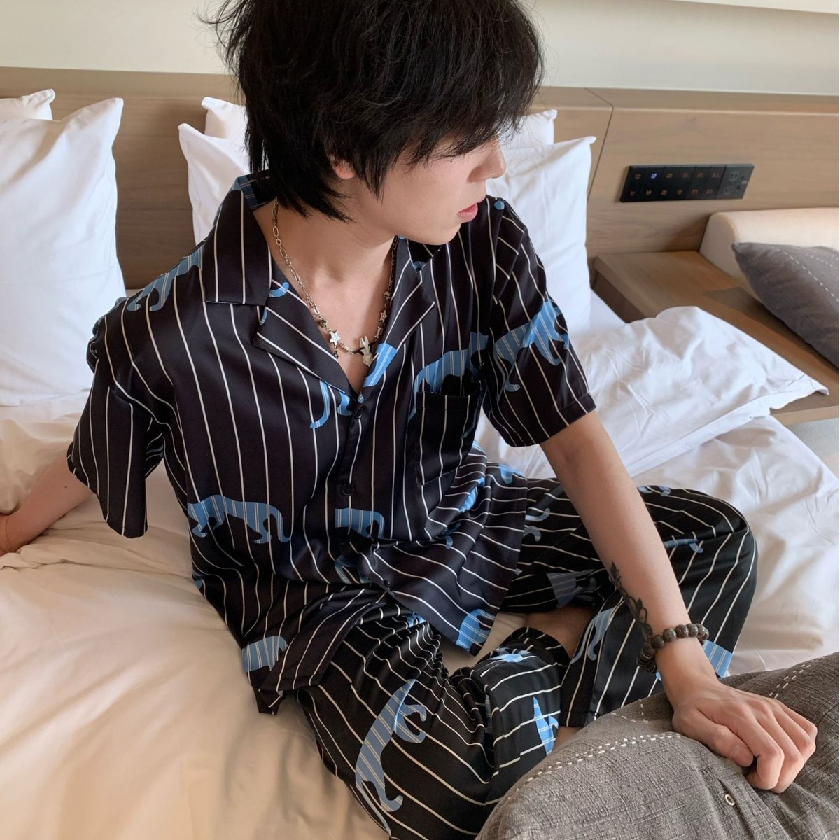 Men's Summer Short-Sleeve Pajamas with Long Pants, Striped Leopard Home Wear, Ice Silk Thin Fashion Set