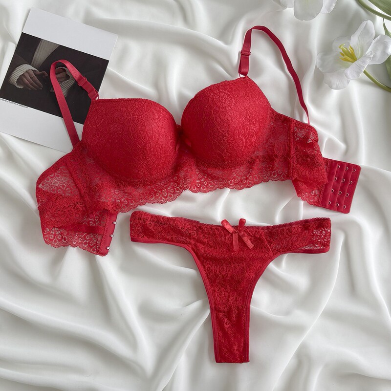 Half-cup fashionable lace women's deep V lingerie set, sexy push-up bra with panties, a hot-selling export item Half-cup fashionable lace women's deep V lingerie set, sexy push-up bra with panties, a hot-selling export item