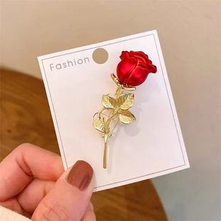 Spray-Painted Enamel Red Rose Brooch Exquisite Fashion Pin Suit Accessory Design Corsage Festive New Trendy