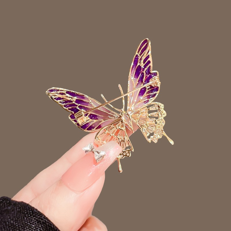 New Fashionable Enamel Butterfly Brooch with Unique Design, Insect Brooch Accessory, Personalized High-End Clothing Pin