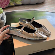 ��Ƥ��~���ы�ͬ����|С���^�ް�һ�֎���������^����ЬŮ�ļ�