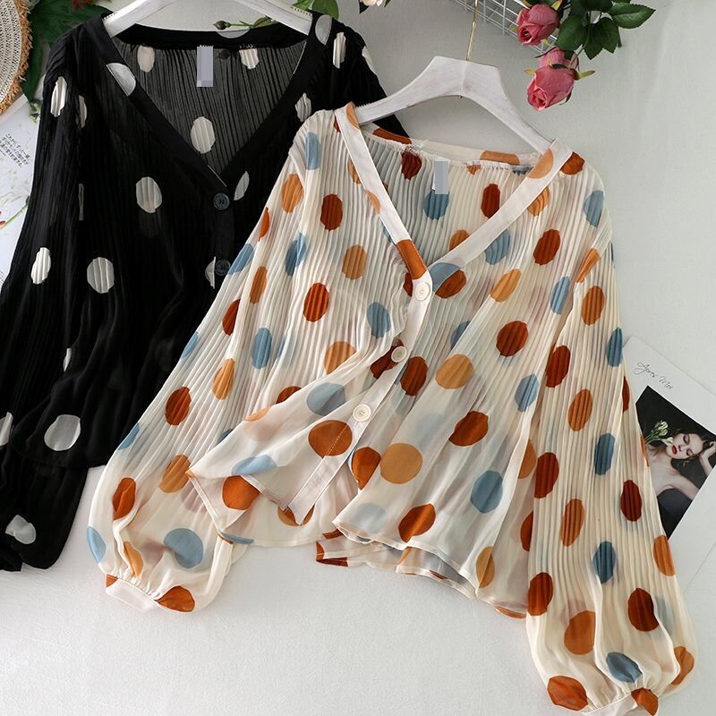 2026 Super Fairy V-Neck Pleated Polka Dot Sunscreen Shirt Top for Women with Puff Lantern Sleeves, Slimming and Loose Chiffon Blouse