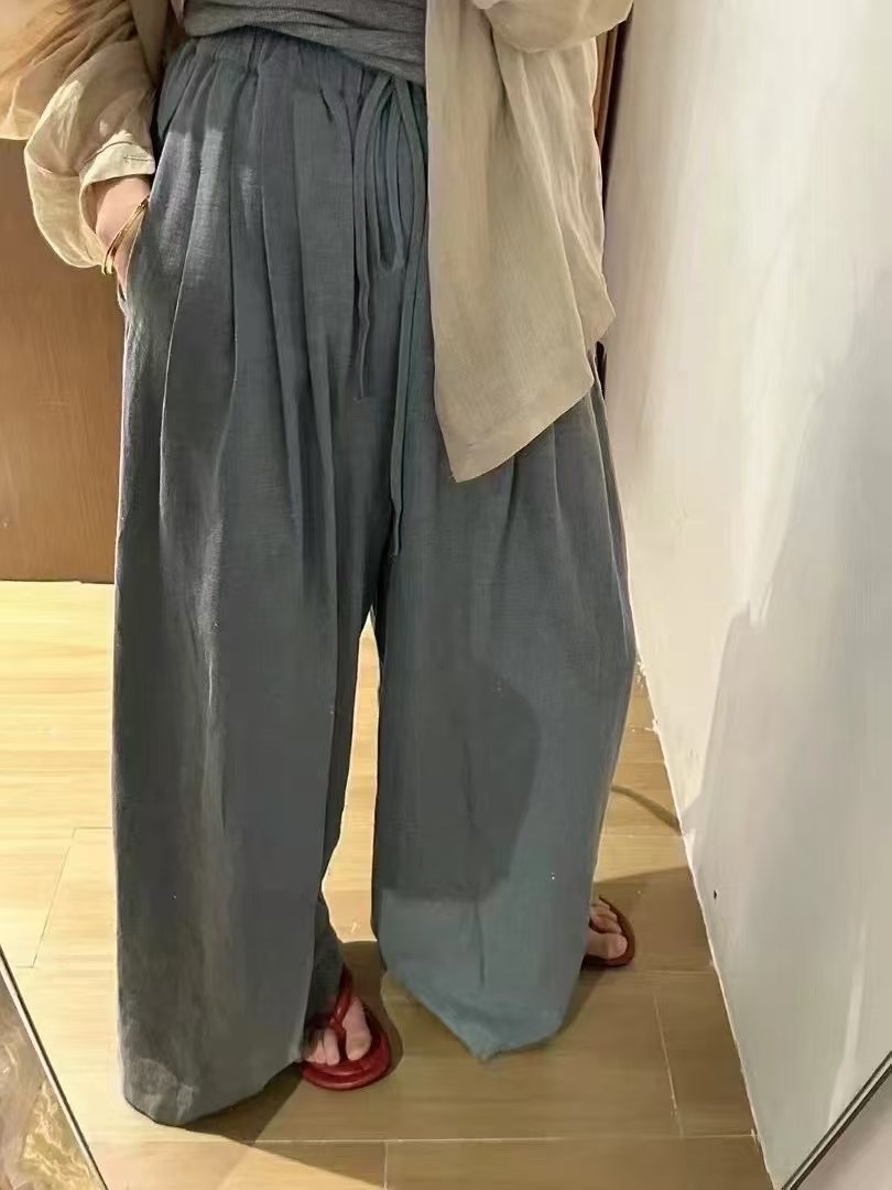안개가 자욱한 파란색
