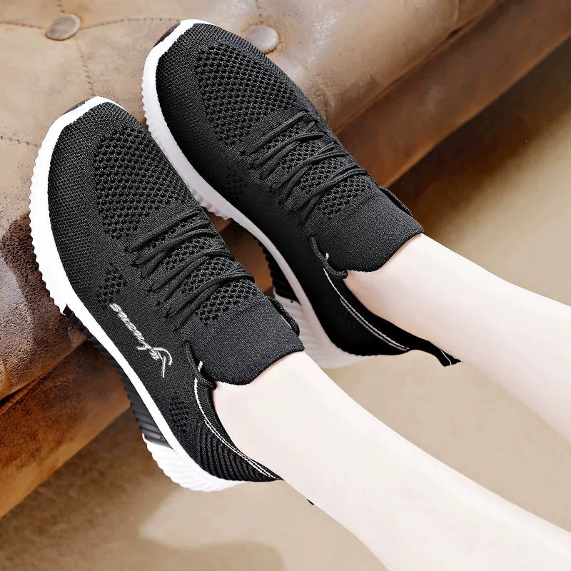  Tide, summer breathable white shoes for mother, universal sports shoes, footwear, soft sole