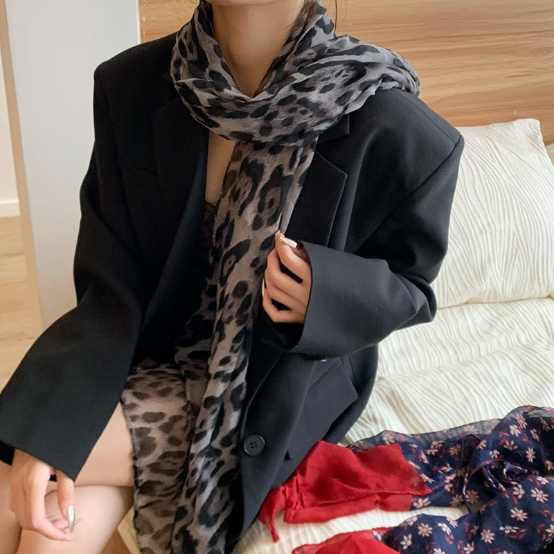 Bufanda de seda, bufanda coreana de alta gama, bufanda de todo fósforo, atmósfera coreana, bufanda de seda para damas, chal de cuello al por mayor