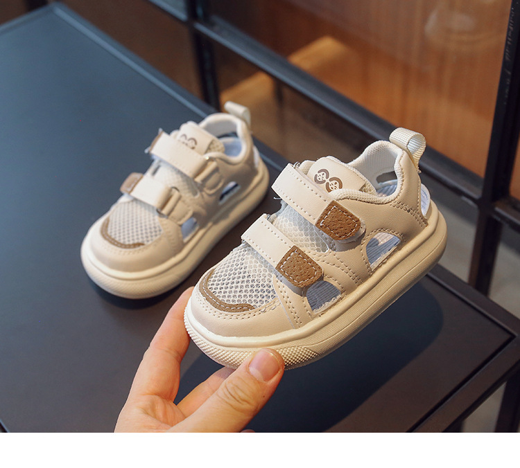 Sandali per bambini a maglia singola nuovo stile estivo 2024, scarpe per bambini ultraleggere, scarpe per ragazze con fondo morbido antiscivolo Baotou per ragazzi, scarpe con telaio_voghion.com