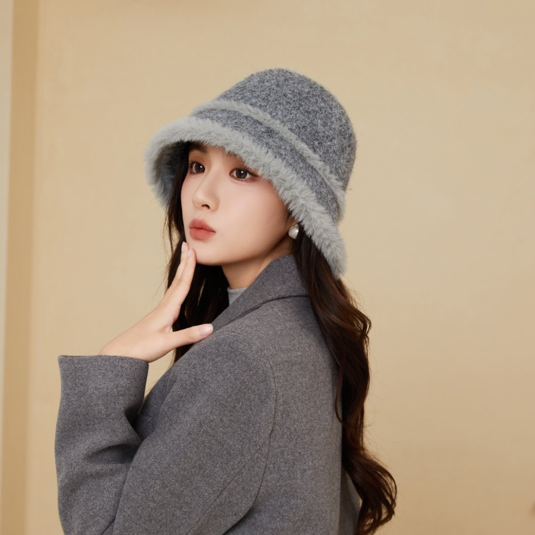 Versione coreana Visone Veet Protezione per le orecchie Fessura Donna Autunno Inverno Caldo Casual Versatile Viso Dimagrante Maglia Pescatore_voghion.com