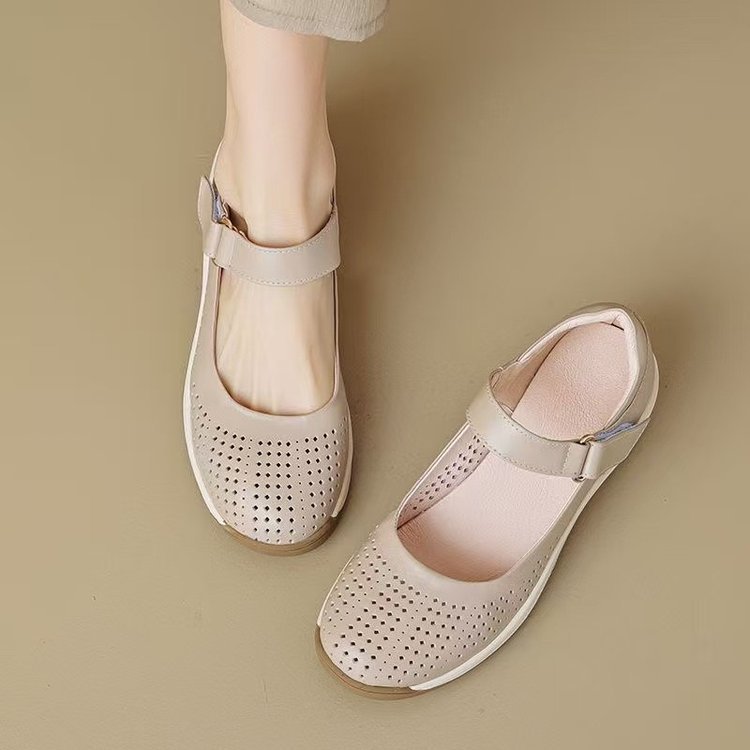 Baotou sandalias para mujeres 2026 verano nuevo estilo de estilo exterior coreano variedad suela gruesa aumentó muffin agujero de aire agujero de zapatos