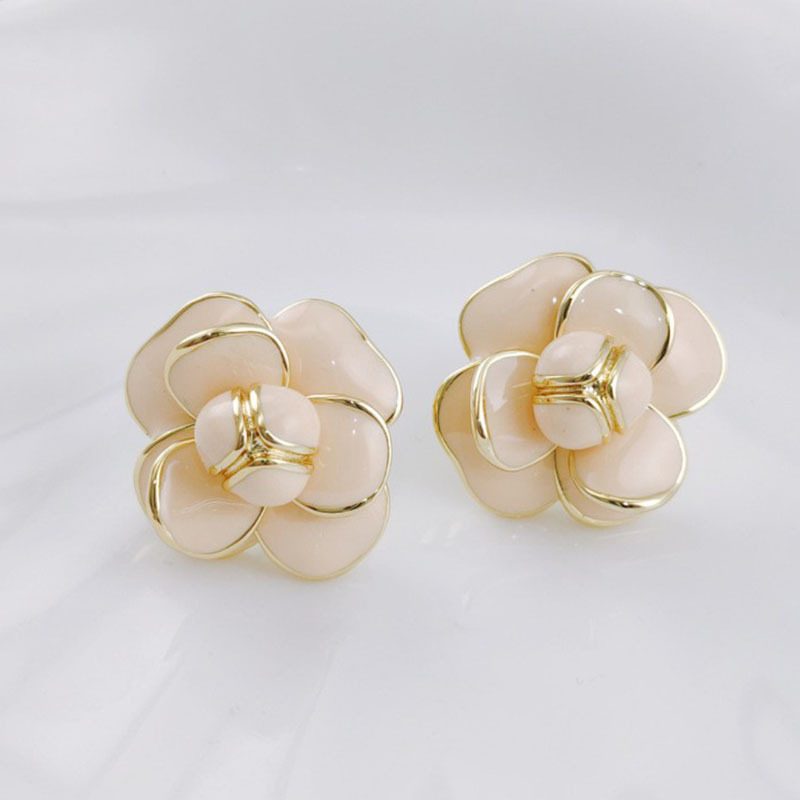 պ¿䵭õ廨Ůʱи߼иԶ