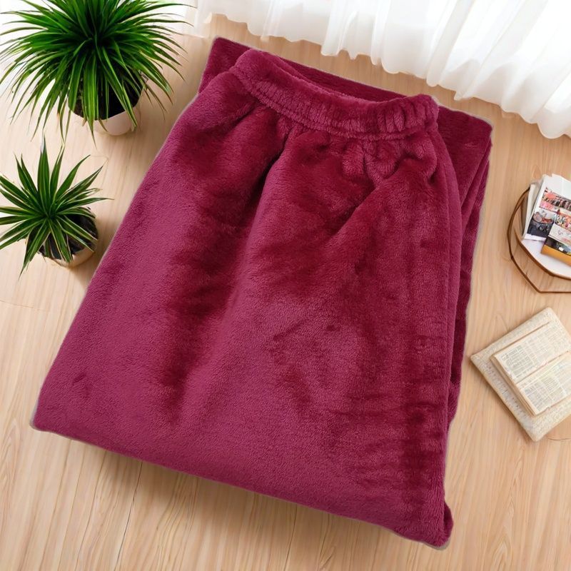 2025 otoño y invierno de franela gruesa pijamas de color sólido para hombres y mujeres de tamaño caliente se pueden usar pantalones de mediana edad y pantalones caseros