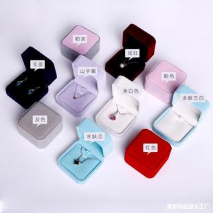 �S��ֱ�N���l��ɫ��ɫ�机нq���������Ʒ���b���錚����ЬF؛