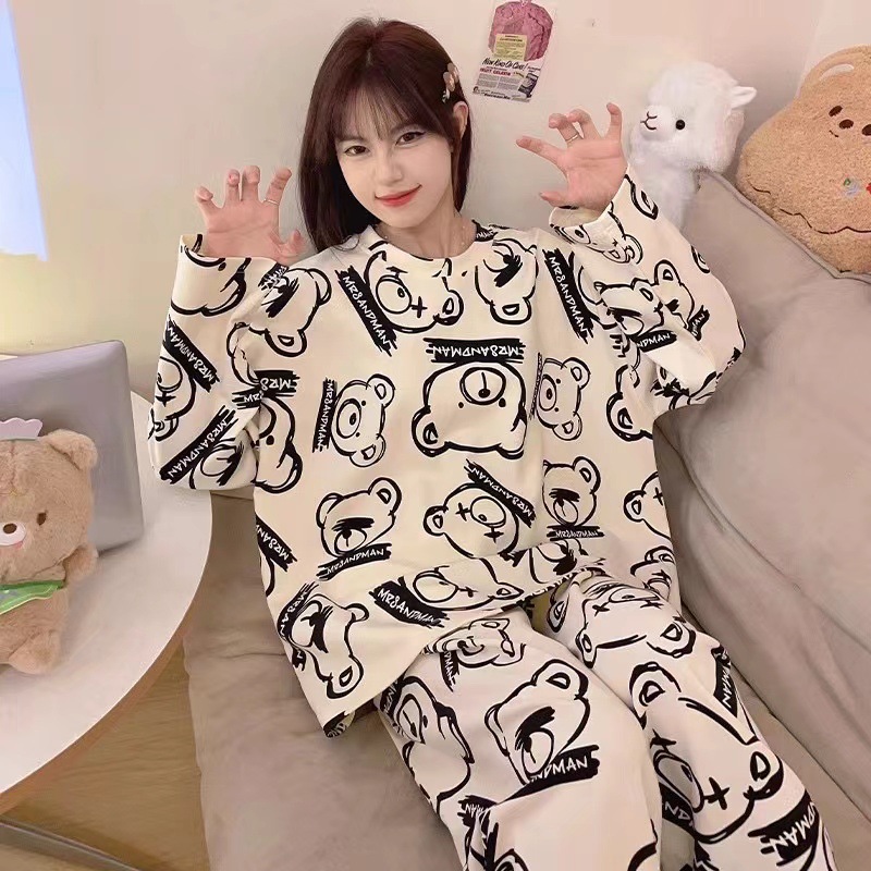 H04 [Long-sleeved suit]